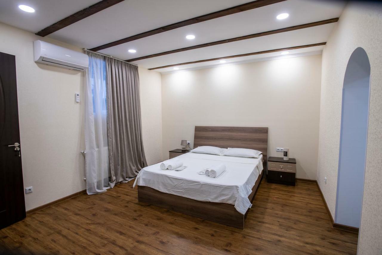 Dada - Cozy Apartment In The Center Of Tbilisi Luaran gambar